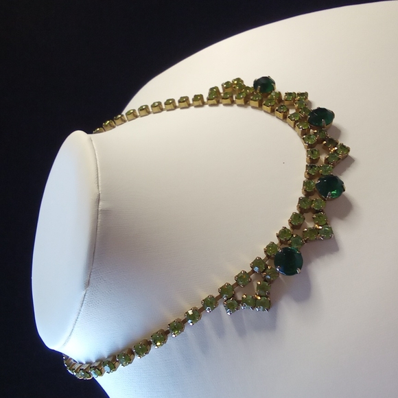 Vintage Peridot Green Juliana Necklace In Gold - Picture 4 of 9